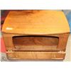Image 1 : VINTAGE TEAK WOOD TV ENTERTAINMENT STAND