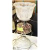 Image 1 : 1 GLASS ELECTRIC OIL STYLE LAMP