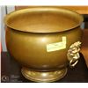 Image 1 : BRASS LION HEAD FLOWER POT 9X11