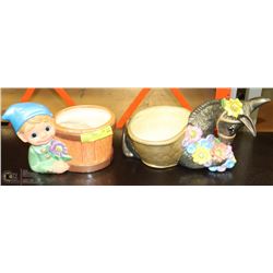 2 CERAMIC PLANTER HOLDERS  GARDEN ORNAMENT