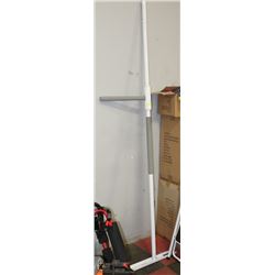 ADJUSTABLE SHOWER BAR