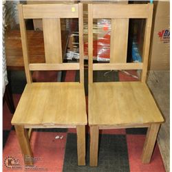 PAIR OF SIDECHAIRS ON CHOICE WOOD