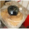 Image 1 : PALLET OF COMMERCIAL TOILET TISSUE DISPENSERS