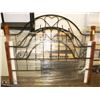 Image 1 : WOOD AND IRON DOUBLE BED FRAME