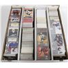 Image 1 : BOX OF APPROX 3000 HOCKEY CARDS INCL. ASSORTED