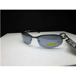 New Foster Grant Penalty Sunglasses / 100% Max block Polarized