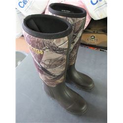 New Boy's size 4 Rubber Boots / Red Heads from Bass Pro