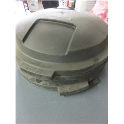 5 Rubbermaid Roughneck LIDS ONLY  / fit 2620 Brute Garbage Cans