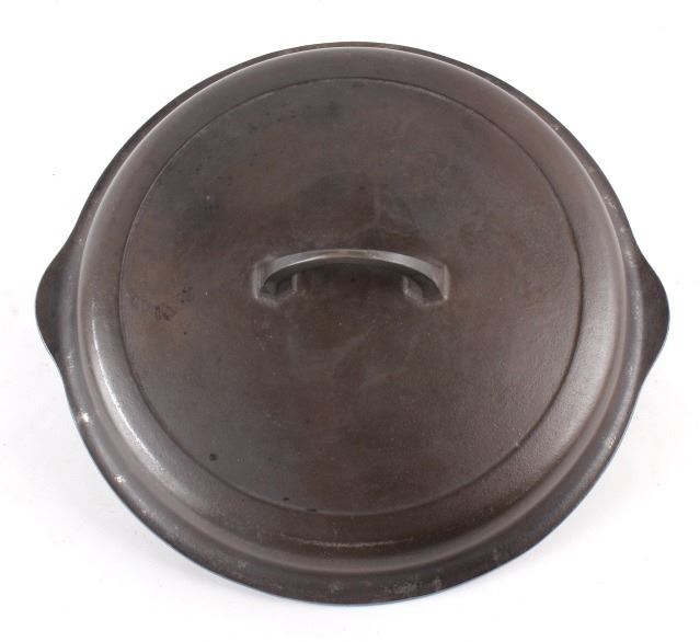 Griswold Cast Iron No 8 & 9 Skillets w/ lids