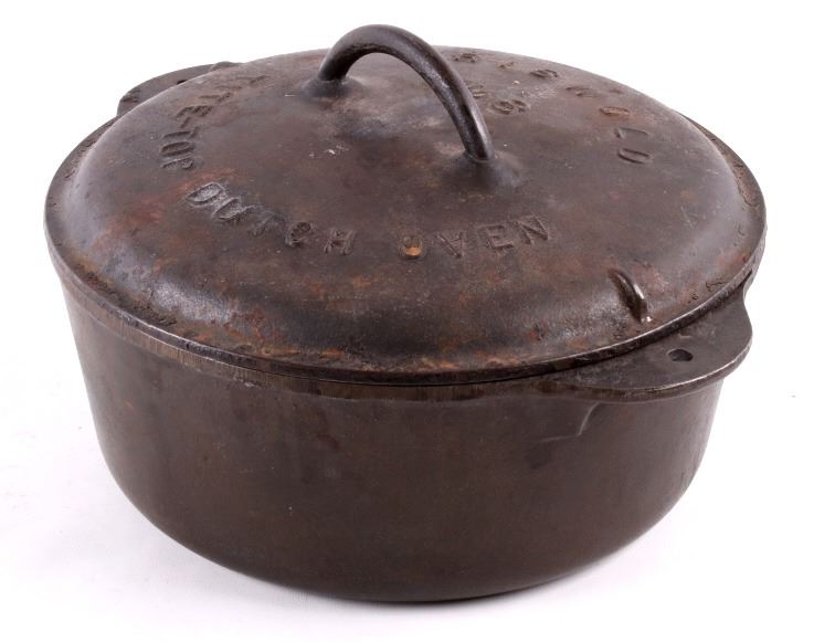 Griswold No. 8 Cast Iron TiteTop Dutch Oven