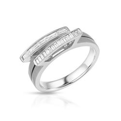 18KT White Gold 0.39ctw Diamond Ring