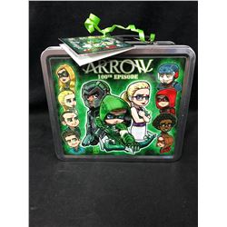COLLECTIBLE ARROW TIN LUNCHBOX