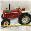 Image 1 : ERTL FARMALL 1206, SIGNED, WOODSTOCK FARM SHOW TOY