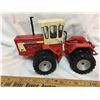 Image 2 : ERTL, 2006 INTERNATIONAL4366 FARM SHOW TOY TRACTOR