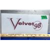Image 1 : GR OF 3 VELVET 98 PUMP FACES