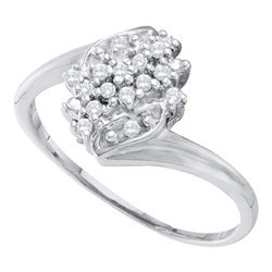 0.12 CTW Prong-set Diamond Cluster Slender Ring 10KT White Gold - REF-10N5F