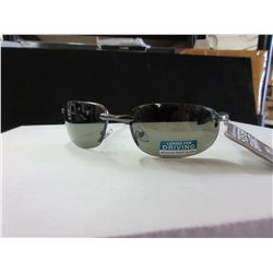 New Foster Grants Sunglasses with Driving Lenses for glare