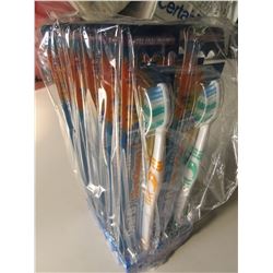 New ORAL-B Toothbrushes Factory sealed Classic soft / 12 brushes