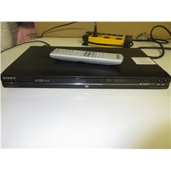 SONY cd/dvd Player / with remote