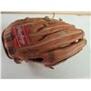 Image 2 : Rawlings Glove and Ball / Model # RBG50PRO / Excellent condition