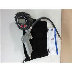 High Precision Tire Inflator Gauge / Digital
