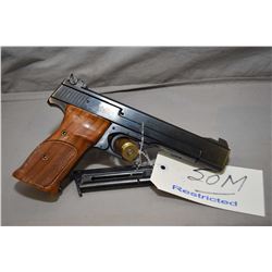 Smith & Wesson Model 41 .22 LR Cal 10 Shot Semi Auto Pistol w/ 140 mm bbl [ blued finish, adjustable