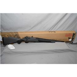 Weatherby Model Vanguard Series 2  Synthetic  .240 Wthby Mag Cal Bolt Action Rifle w/ 24" bbl [ appe