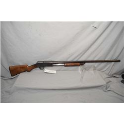 Stevens Model 520 .12 Ga Pump Action Shotgun w/ 32  bbl [ fading blue finish starting to turn brown,