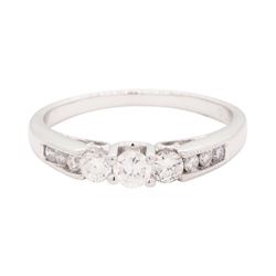 0.5 ctw Diamond Ring - 14KT White Gold