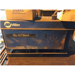 MILLER BIG 40 DIESEL CONSTANT CURRENT DC WELDING GENERATOR, NEEDS NEW BATTERY