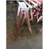Image 2 : 2 METAL ROLLING CARTS, SMALL METAL STEP LADDER, METAL TABLE