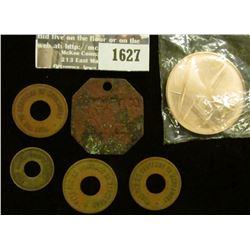 1627 _ 1976 Iowa Centennial Plow Medal BU, W&W MFG. Co. 304 Paycheck & (4) Holed Vending Tokens.