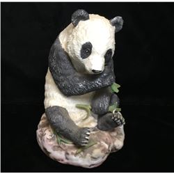 Golden Fleur de Lis Giant Panda Décor