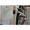 Image 3 : WHITE URBANA BIKE