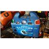 Image 1 : MOTOMASTER NAUTILUS MARINE/RV POWER PACK