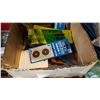 Image 1 : BOX OF EXACTO KNIVES AND BLADES