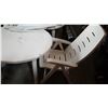Image 3 : ROUND WHITE PATIO TABLE AND 2 CHAIRS
