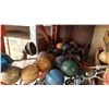 Image 3 : LOT OF GARDEN BULBS SOLAR LIGTHTS AND BOX OF GLASS COASTERS
