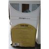 Image 2 : 2 BOXES OF 2" BLINDS