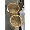 Image 2 : 2 WICKER PLANTER STANDS