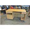 Image 1 : MAPLE ROLLING DESK