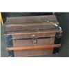 Image 1 : VINTAGE SHIPPING TRUNK