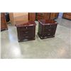 Image 1 : 2 LAQUER NIGHT STANDS