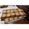 Image 1 : WOOL BLANKET