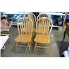 Image 1 : 4 OAK HOOP BACK CHAIRS
