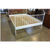 Image 2 : WHITE QUEENSIZE BEDFRAME