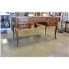 Image 2 : 5 DRAWER OAK DRESS