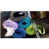 Image 2 : BOX OF YOGA MATS