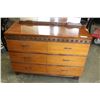 Image 2 : VINTAGE 6 DRAWER DRESSER W/ MIRROR
