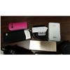 Image 2 : LOT OF PORTABLE POWER BANKS